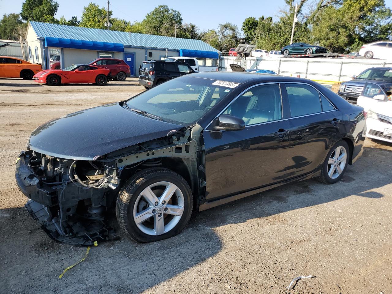 2013 TOYOTA CAMRY