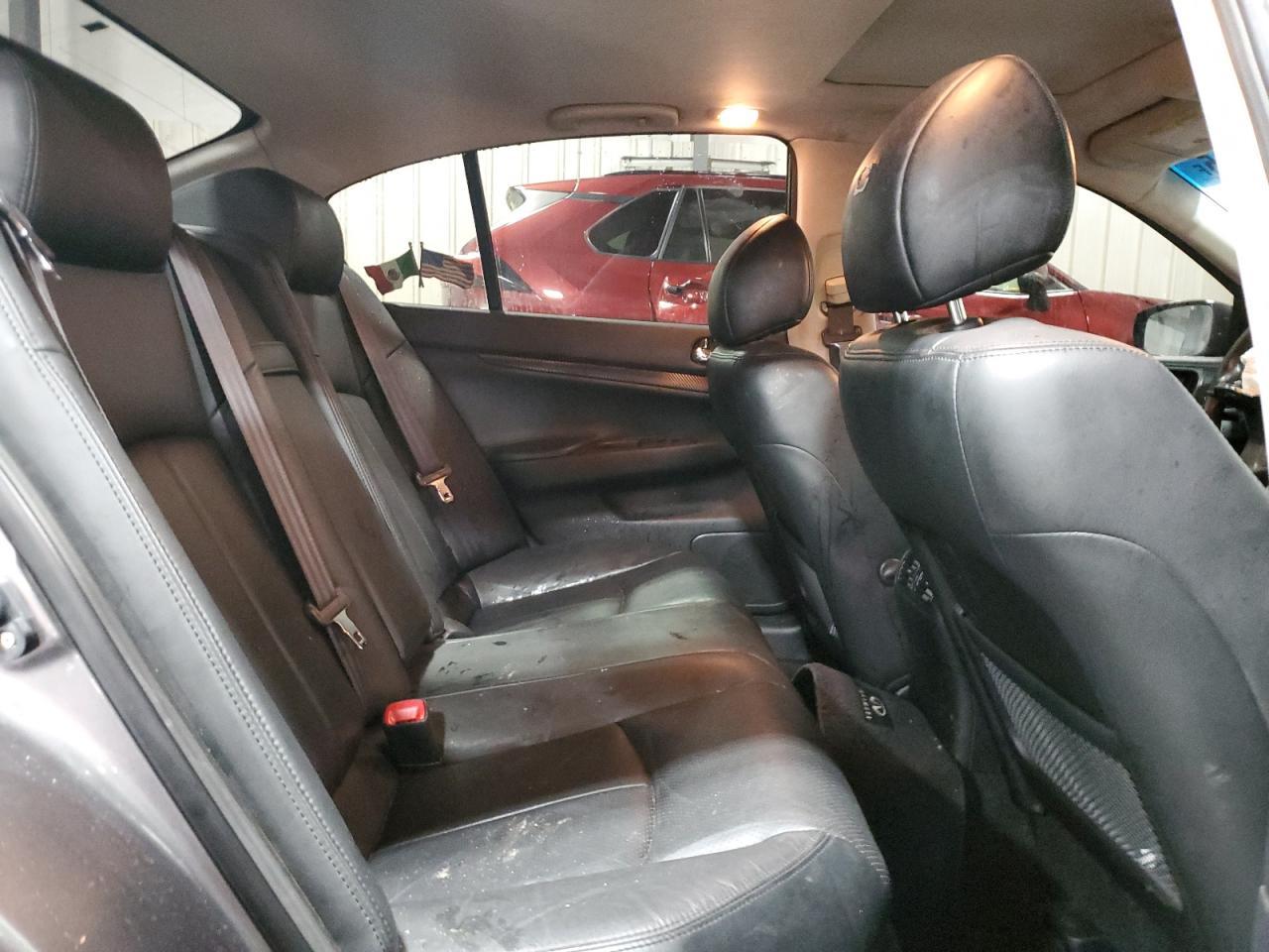 2013 INFINITI G37