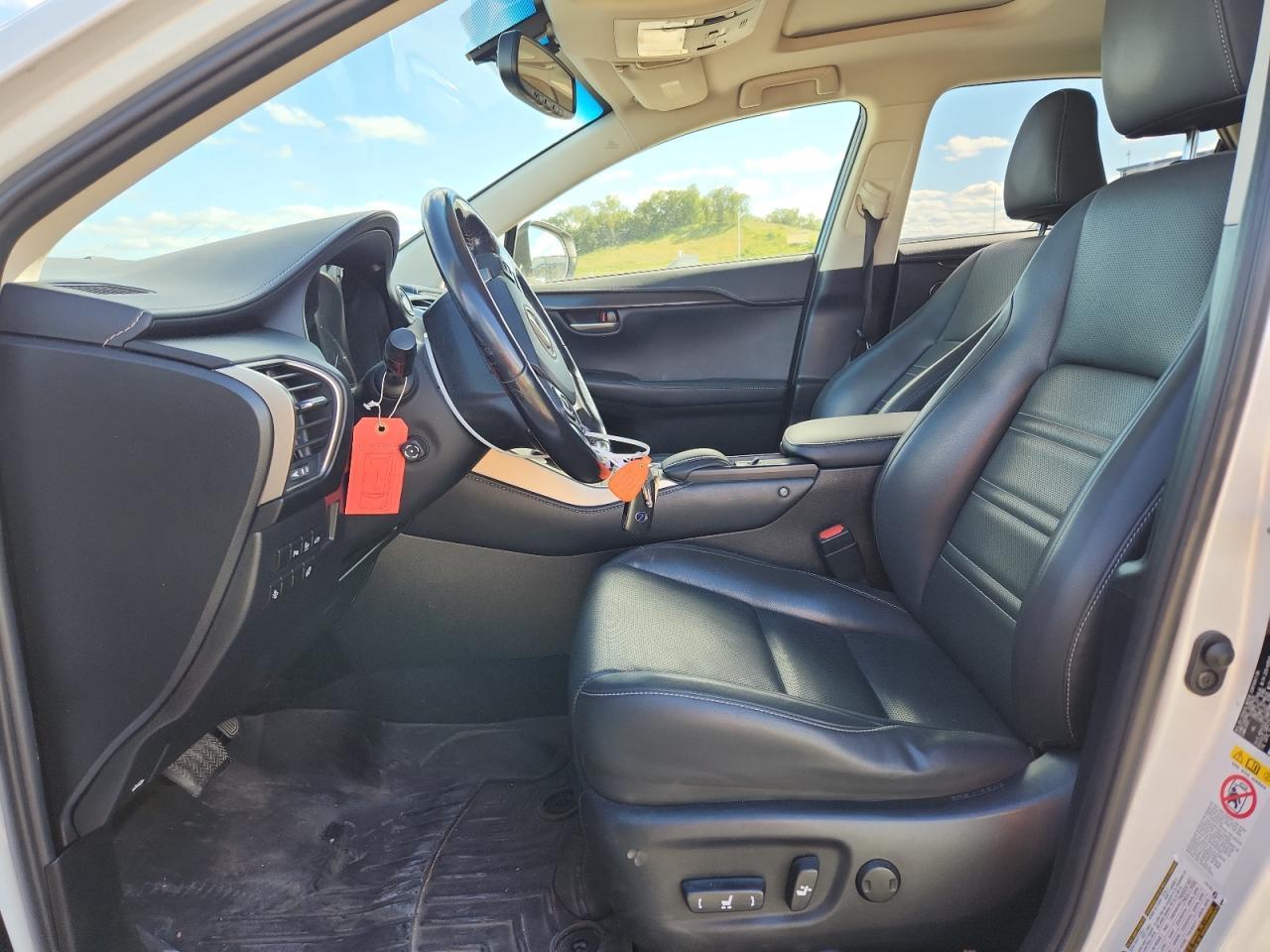 2017 LEXUS Nx