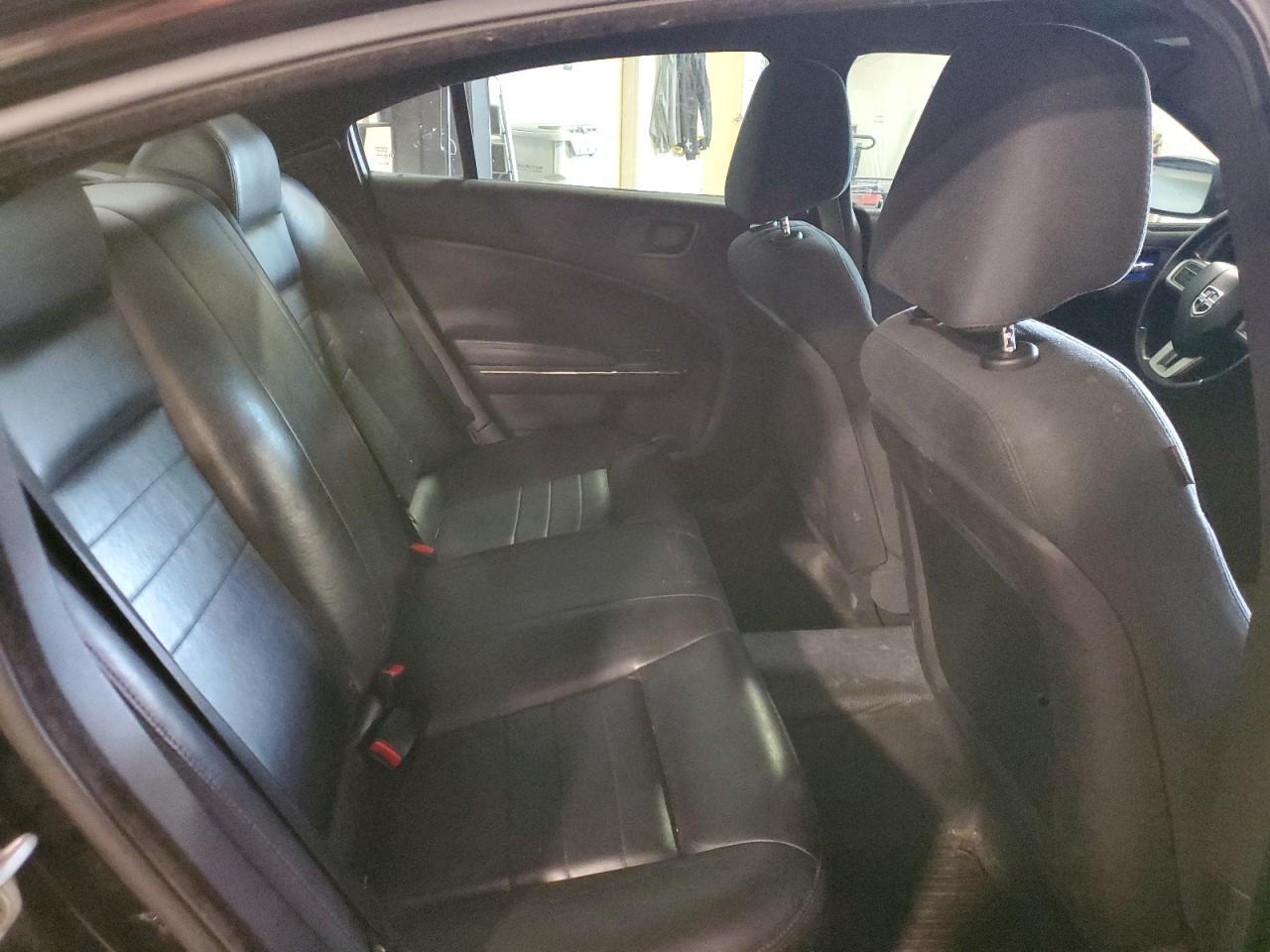 2011 DODGE CHARGER