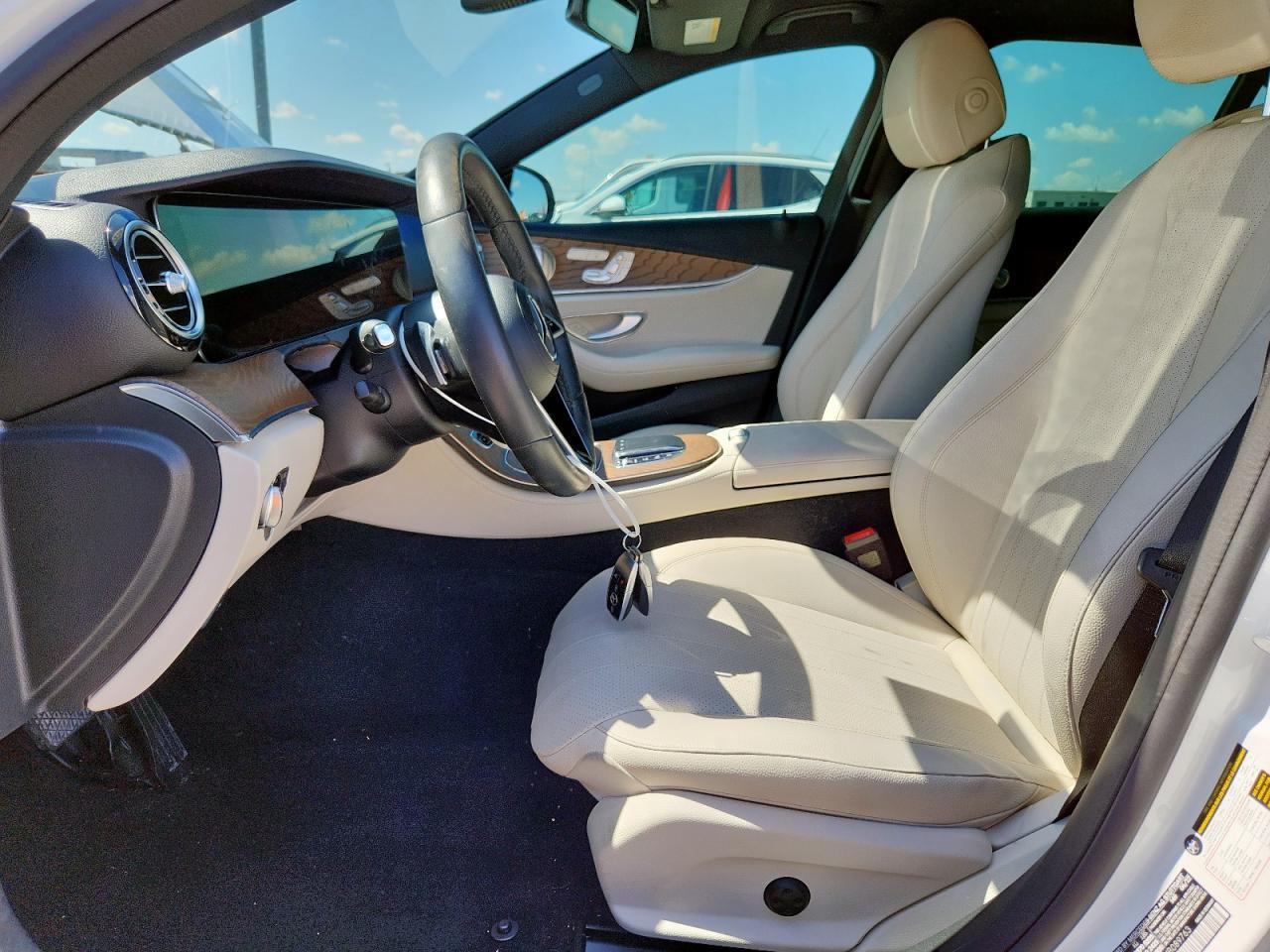 2022 MERCEDES-BENZ E-Class
