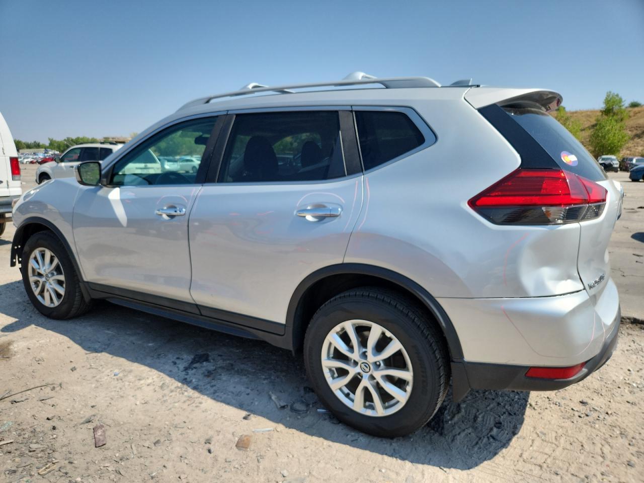 2017 NISSAN ROGUE