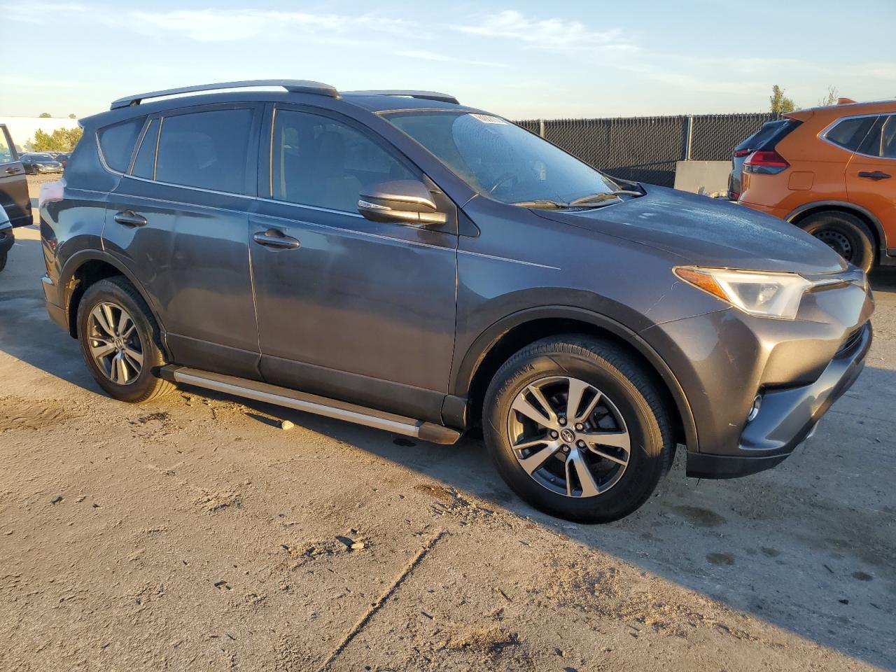2017 TOYOTA RAV4