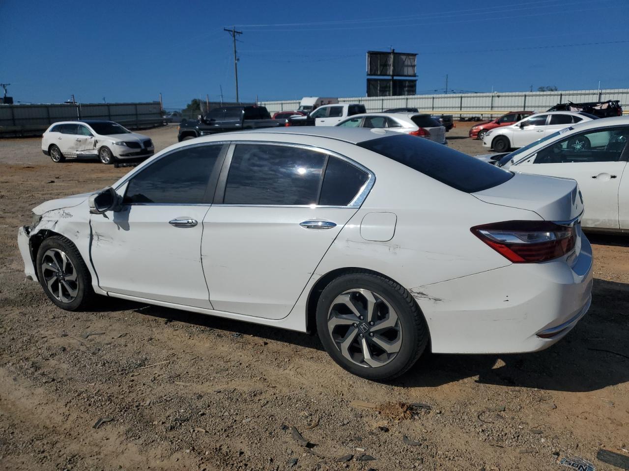 2016 HONDA ACCORD