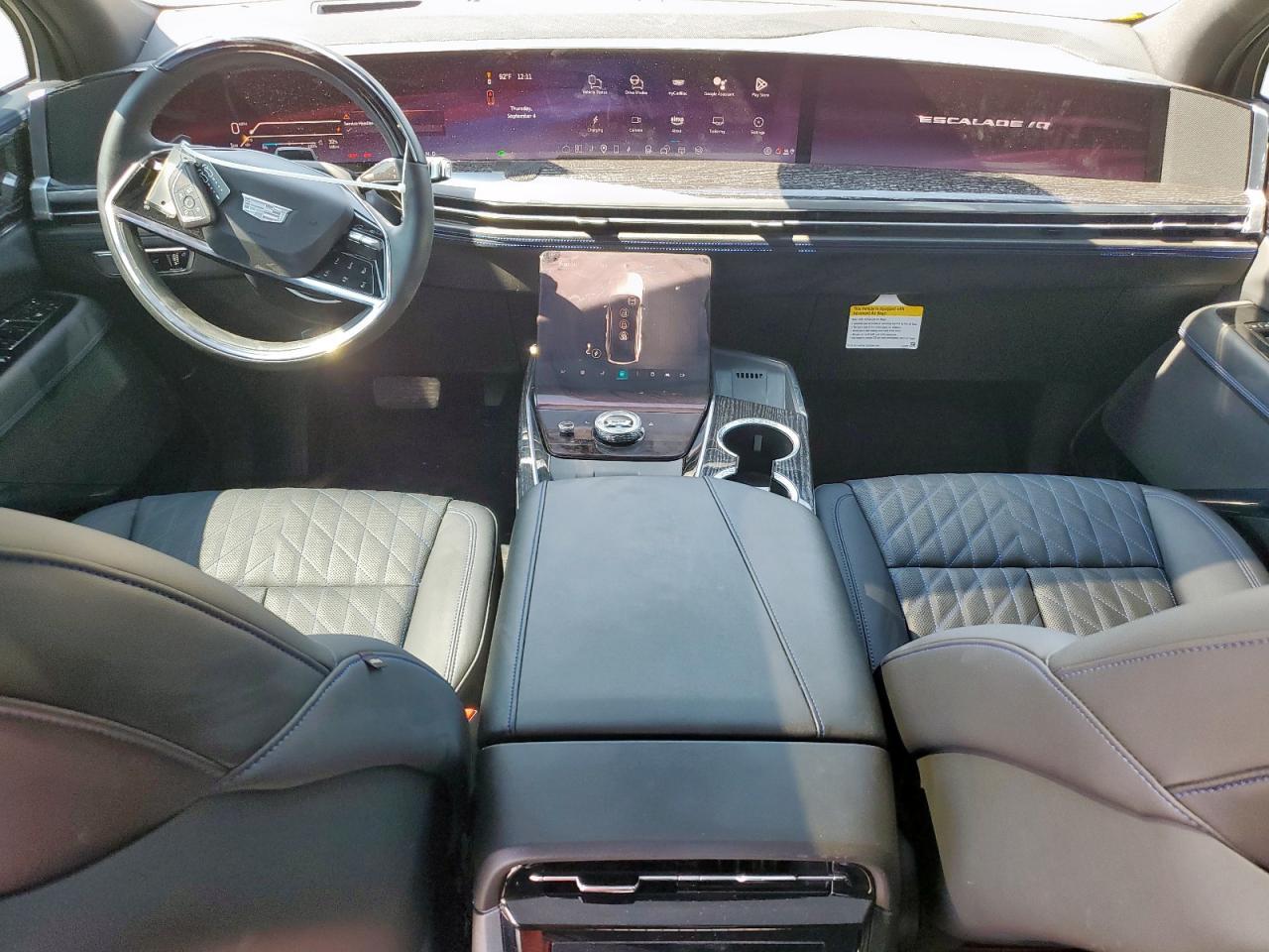 2025 CADILLAC ESCALADE