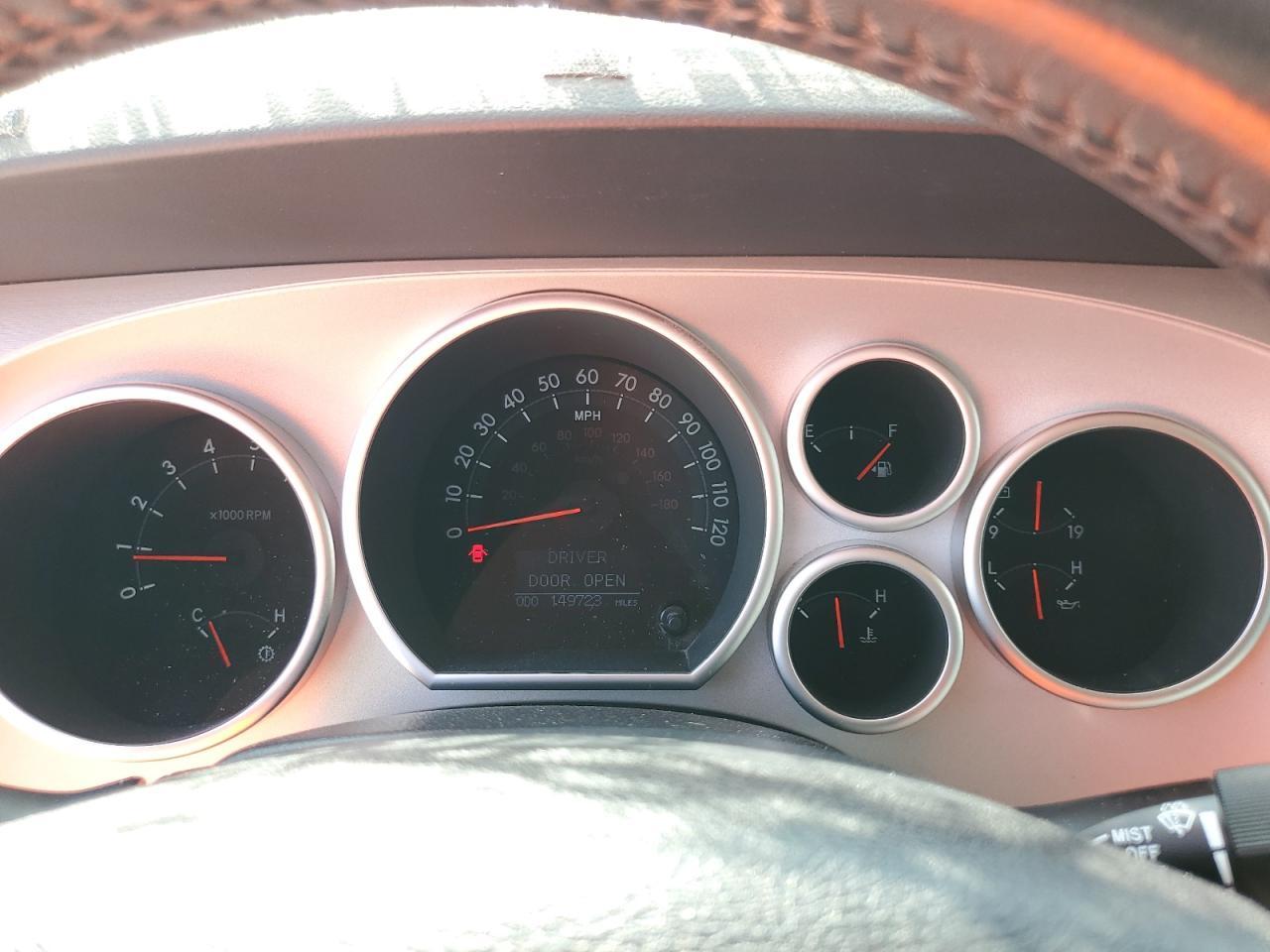 2008 TOYOTA Sequoia