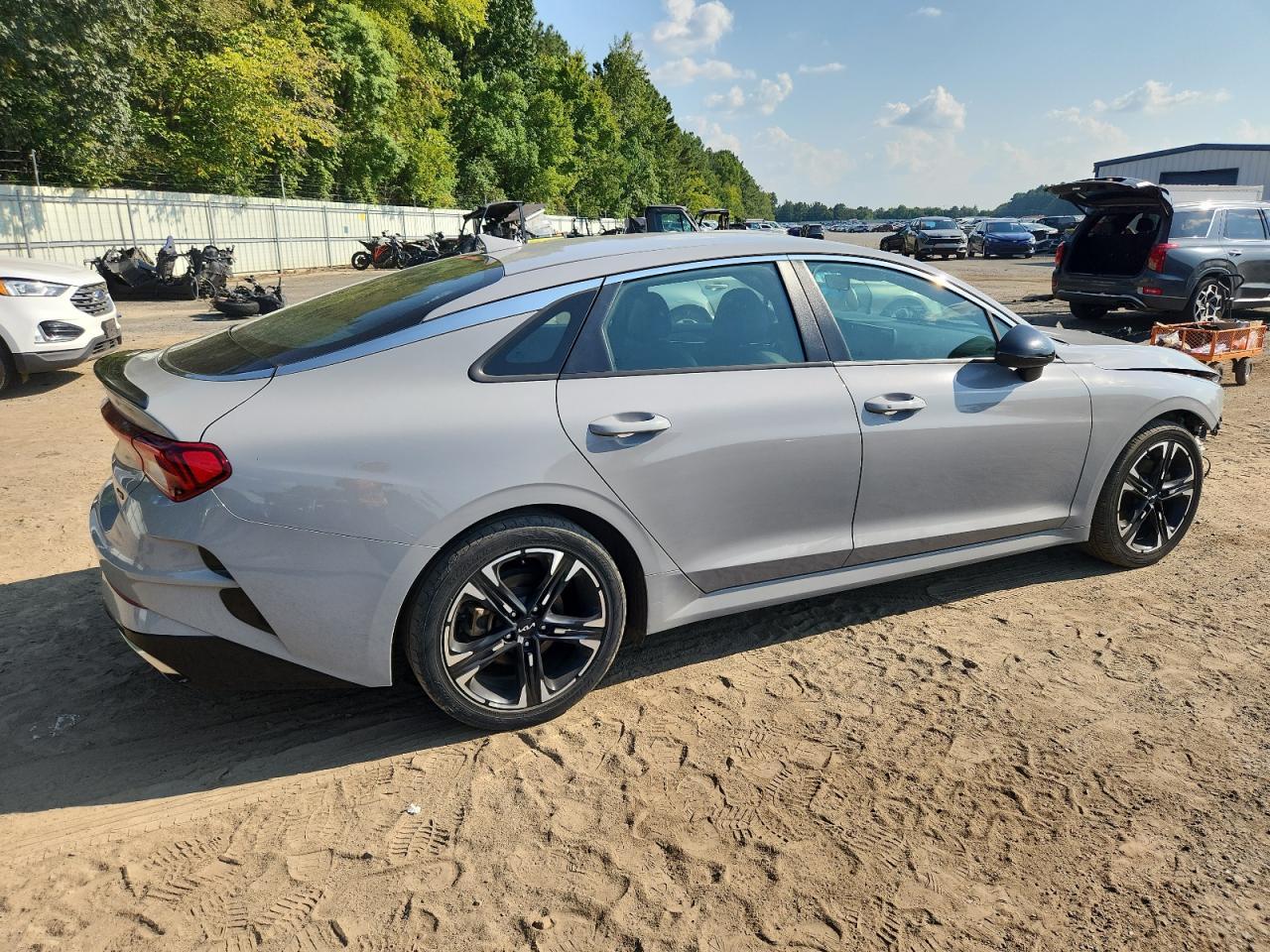 2022 KIA K5