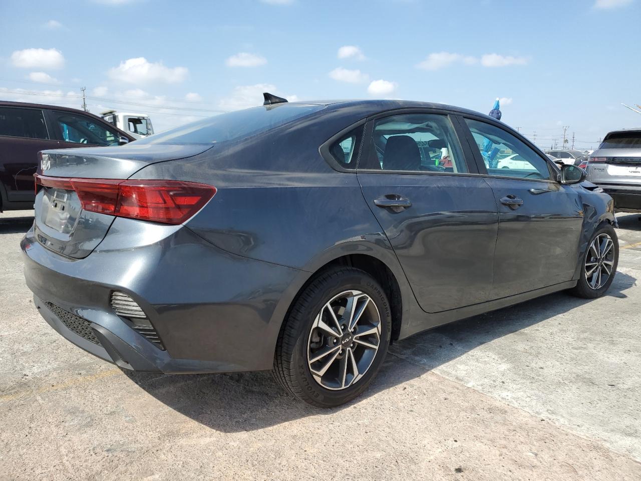 2023 KIA FORTE