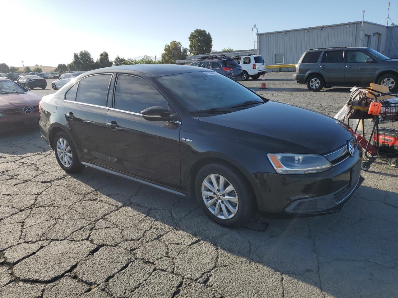 2013 VOLKSWAGEN JETTA