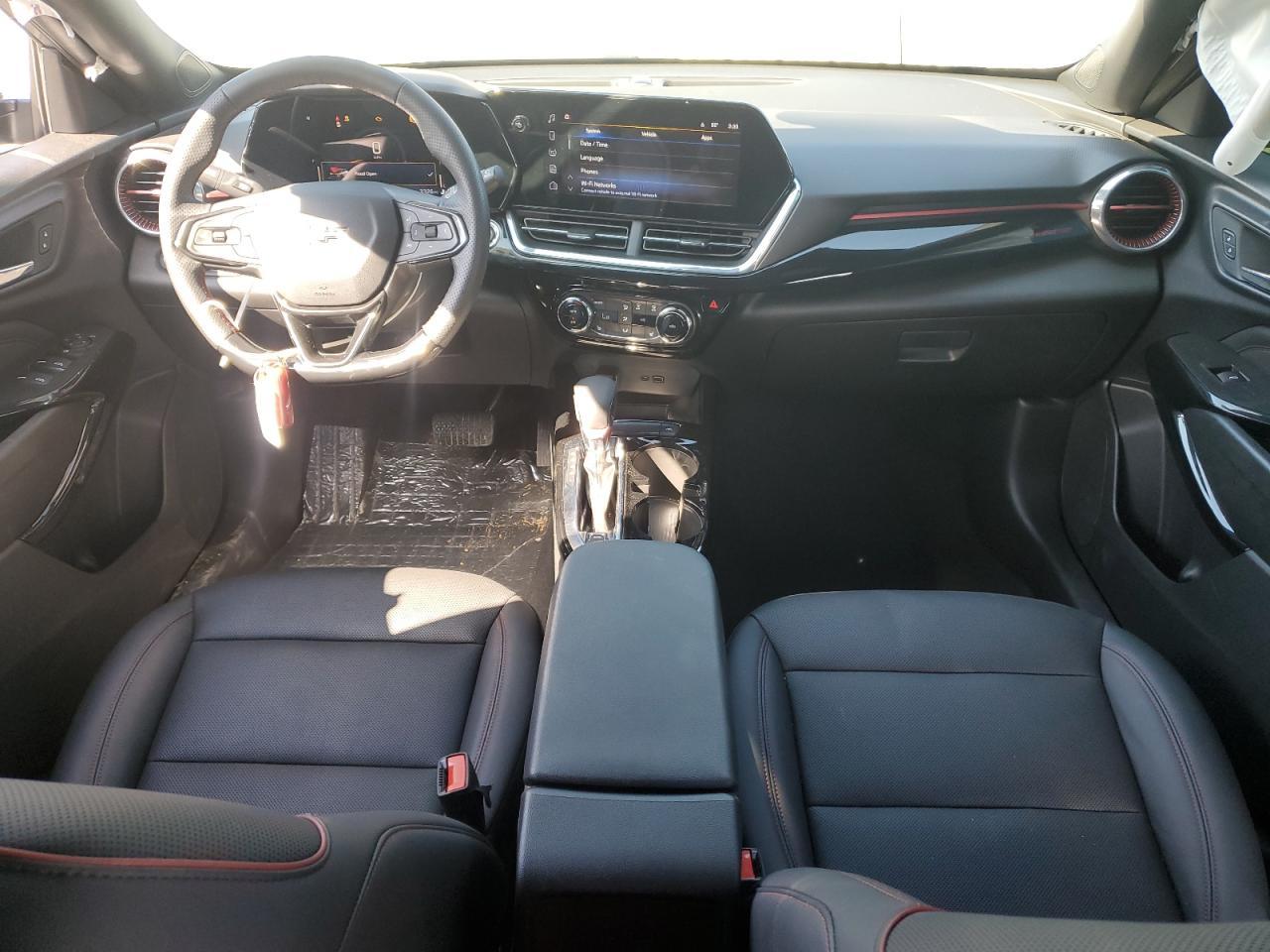 2025 CHEVROLET TRAX