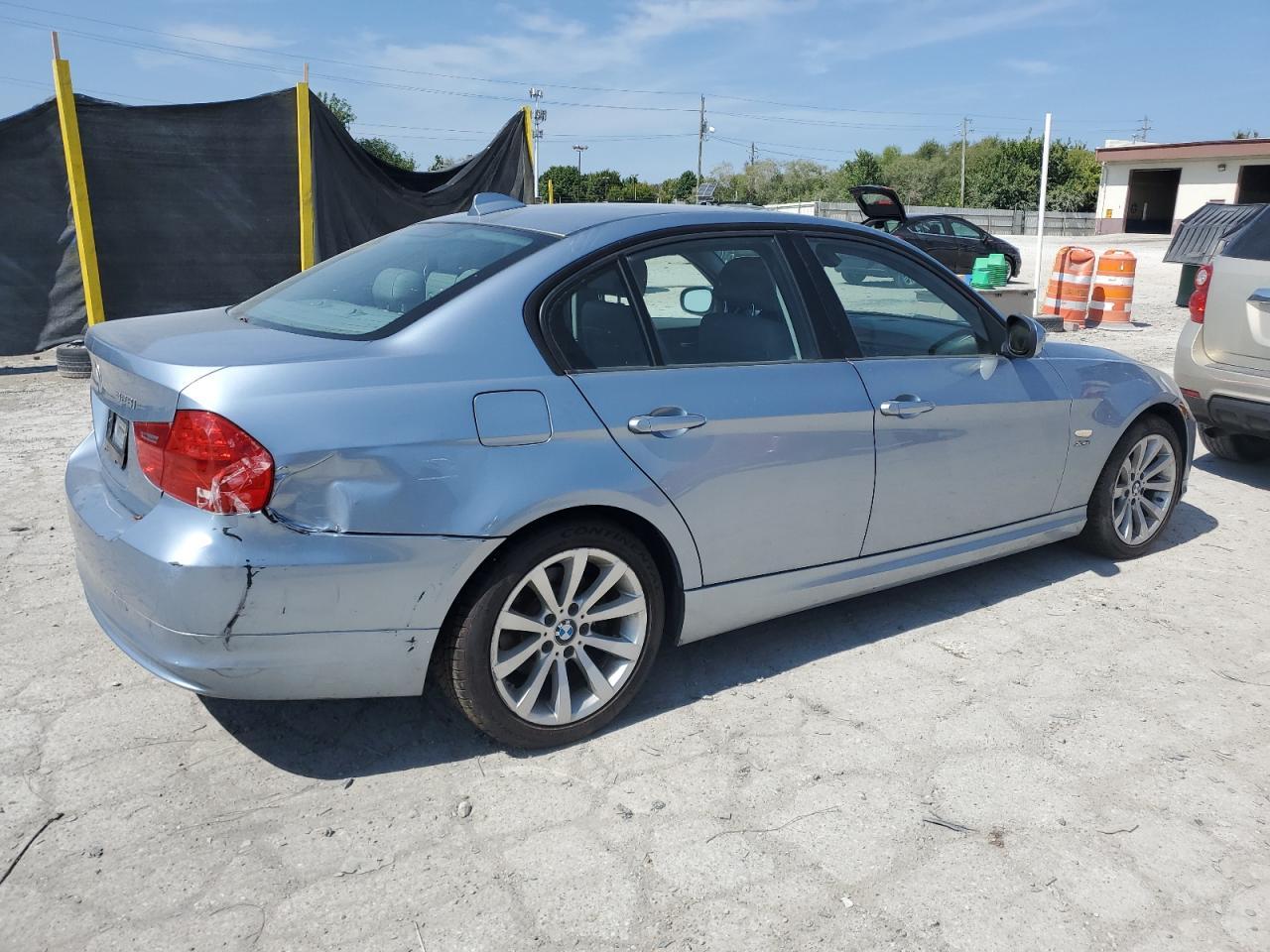 2011 BMW 3 SERIES