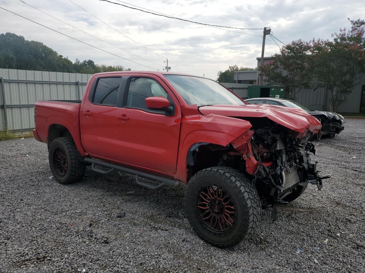 2024 NISSAN Frontier