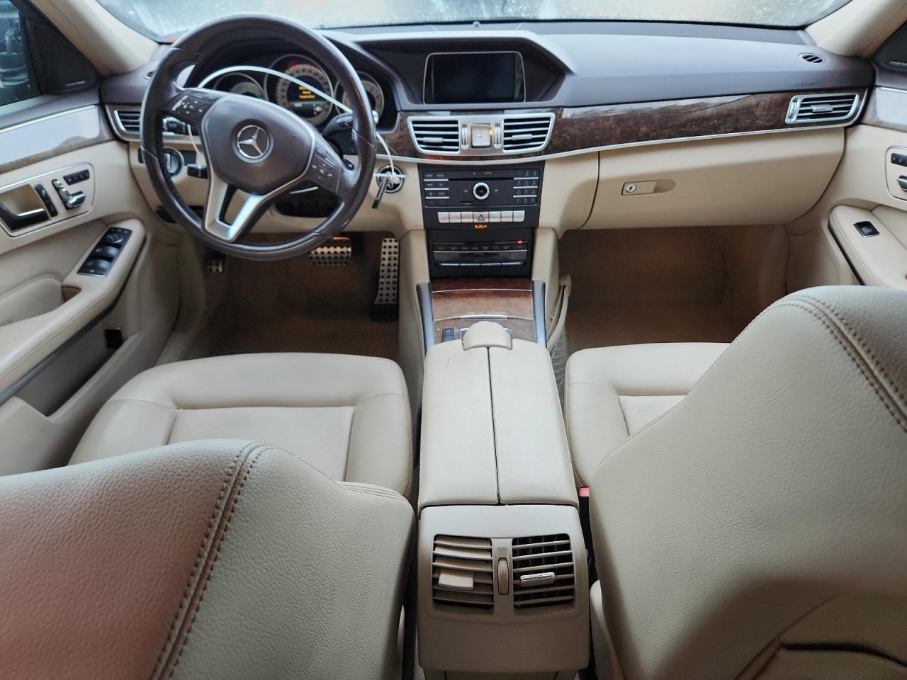 2016 MERCEDES-BENZ E-Class