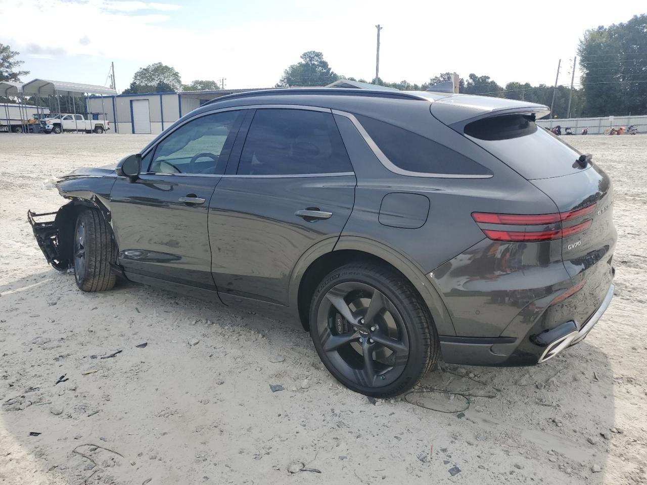 2026 GENESIS GV70