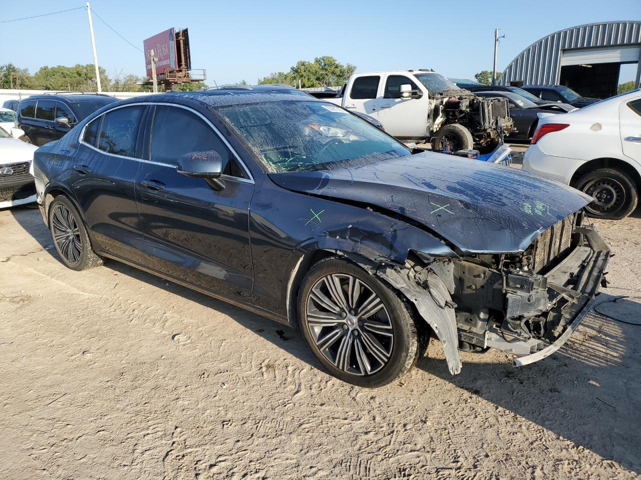 2019 VOLVO S60