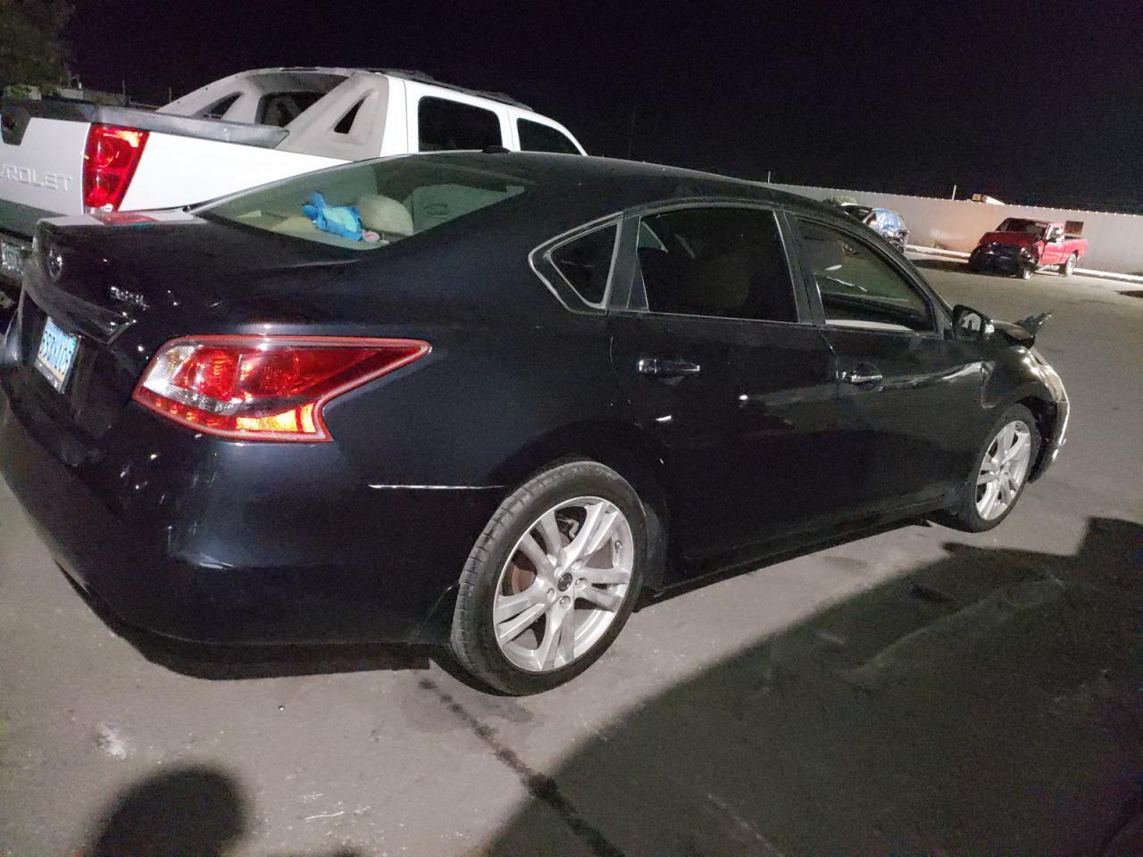 2013 NISSAN ALTIMA