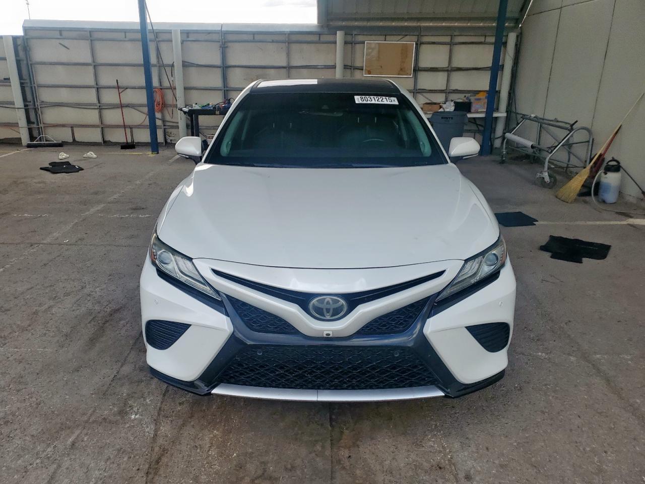 2018 TOYOTA CAMRY