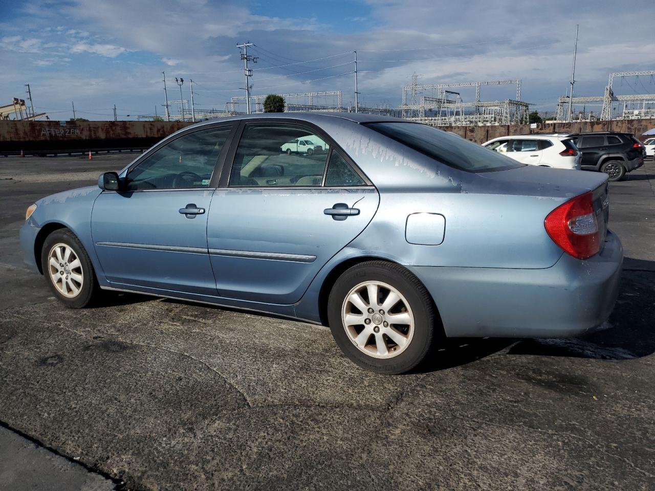 2002 TOYOTA CAMRY