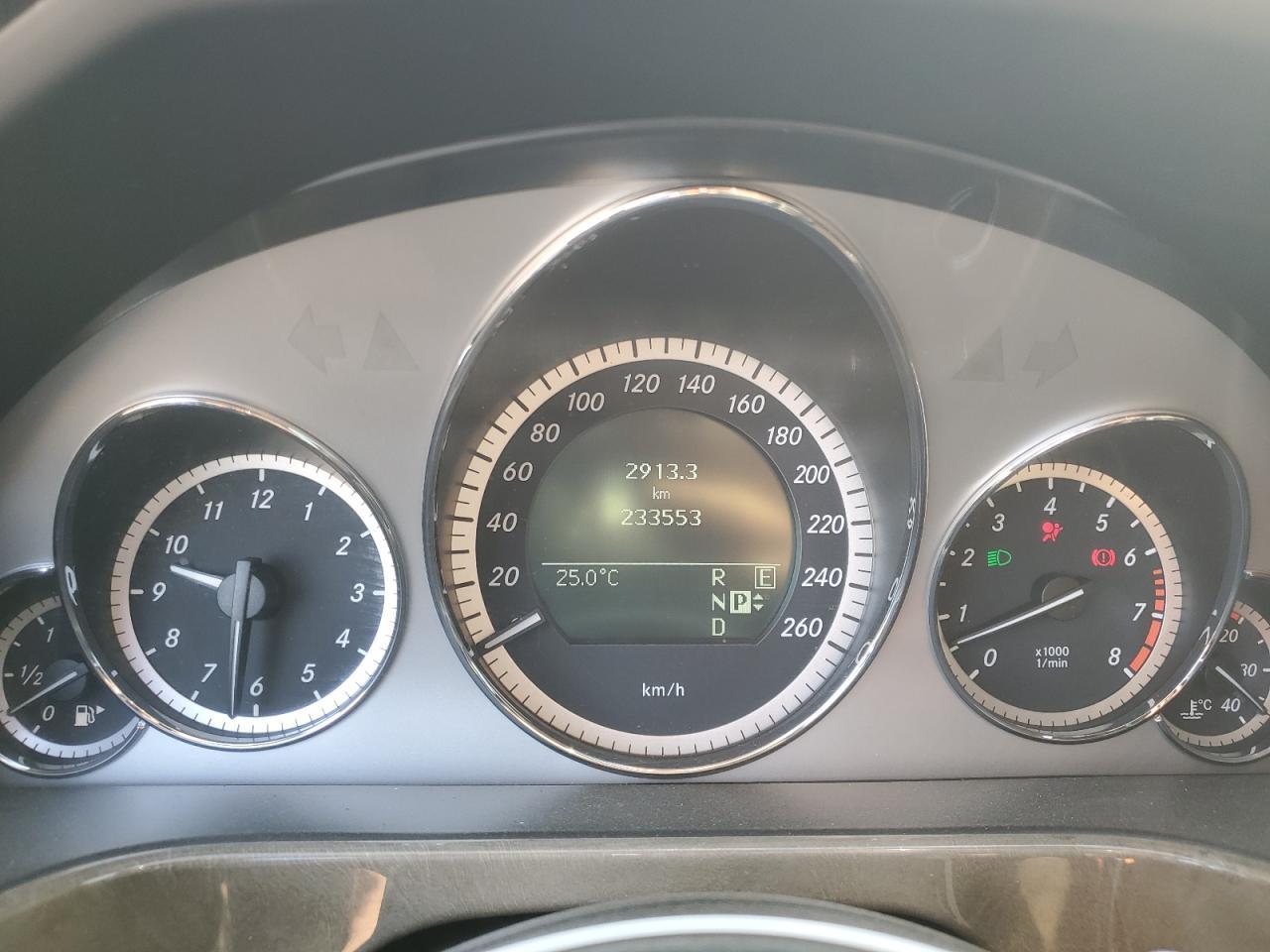 2011 MERCEDES-BENZ E-Class