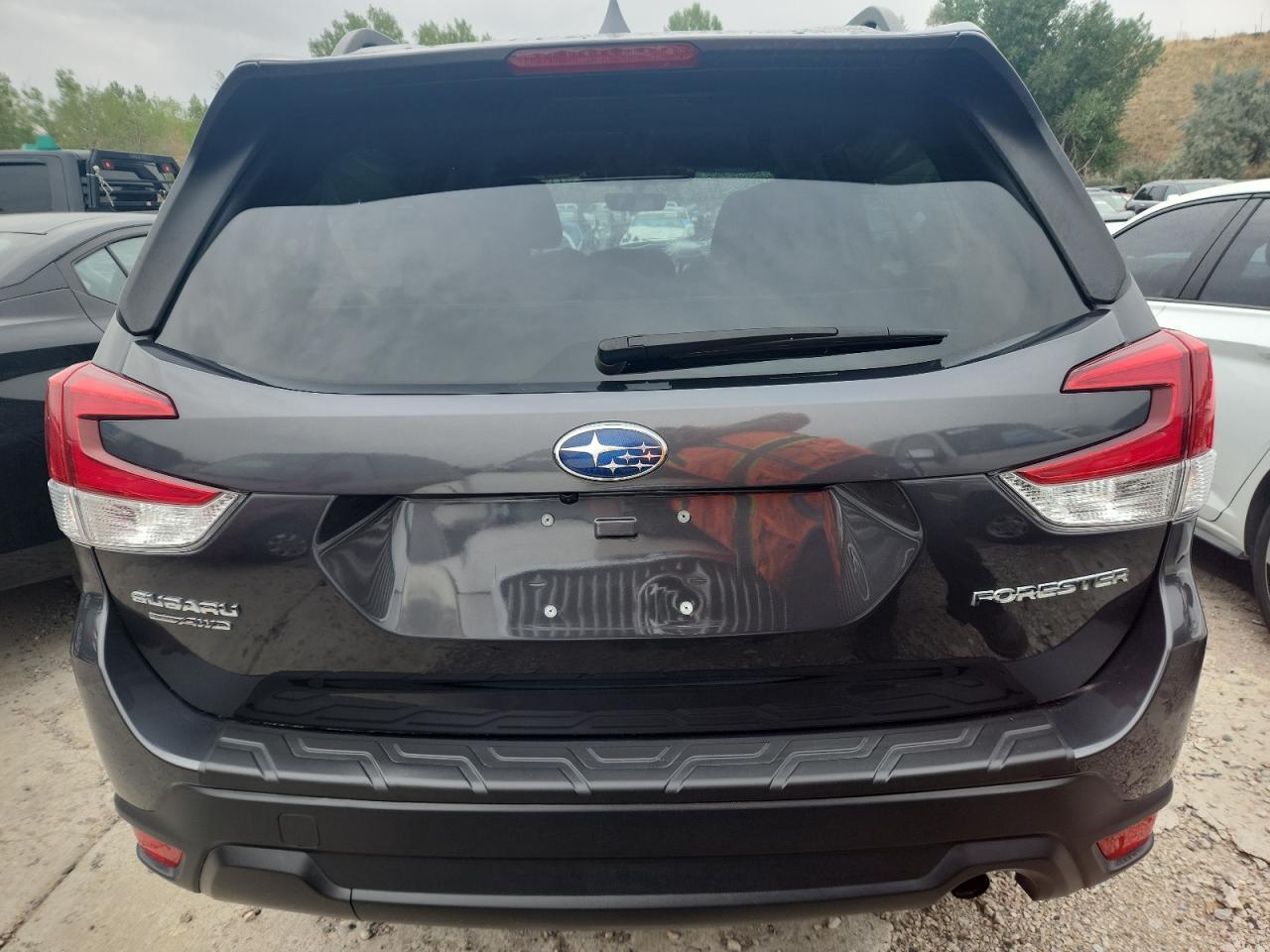 2022 SUBARU FORESTER