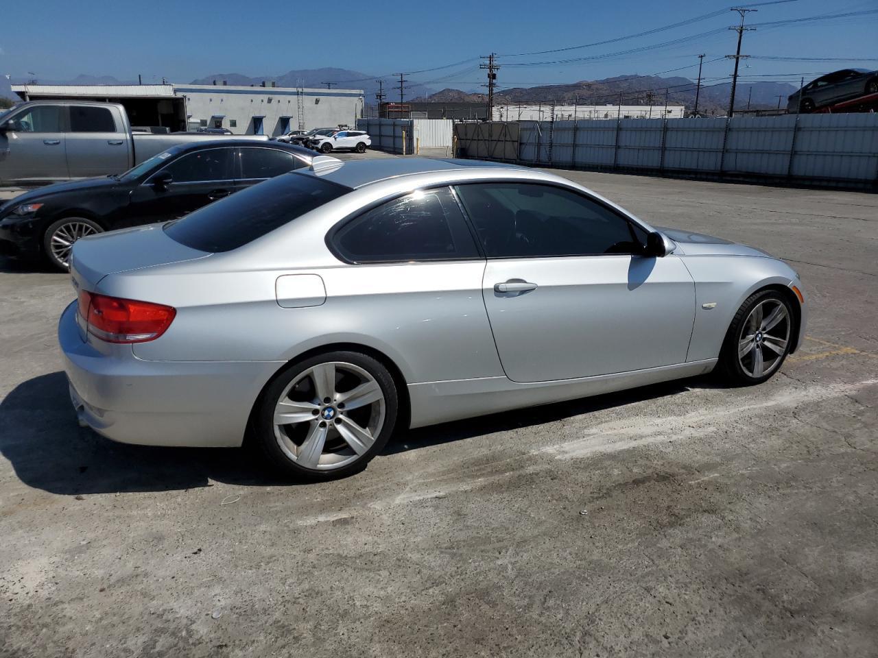 2009 BMW 3 SERIES