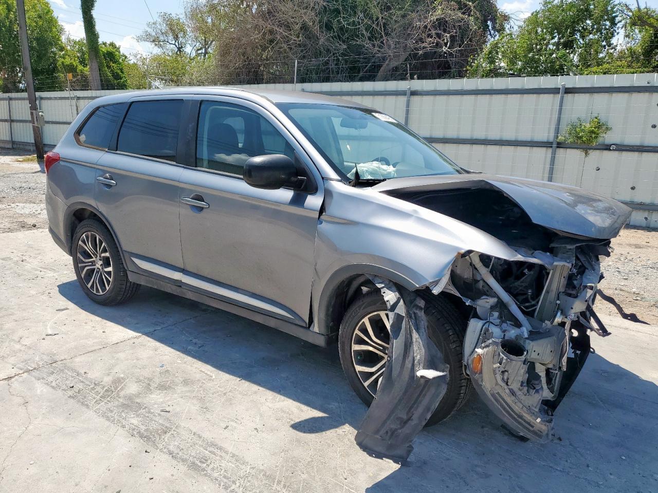 2018 MITSUBISHI outlander