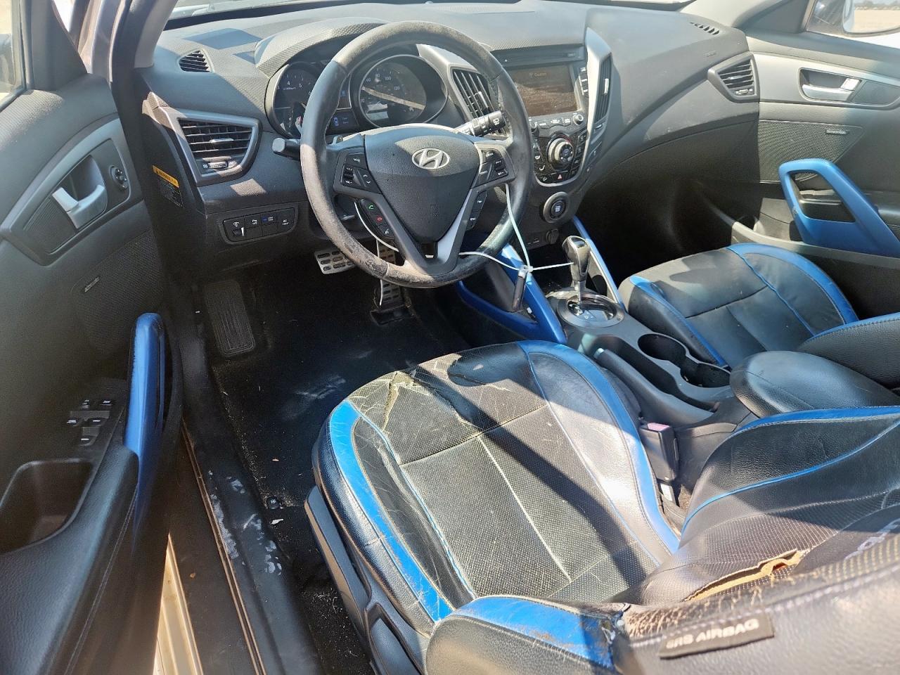 2013 HYUNDAI VELOSTER