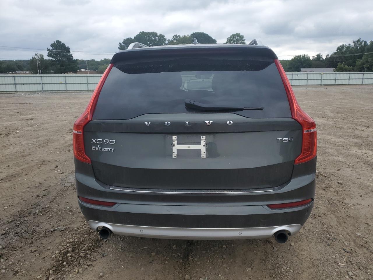 2018 VOLVO XC90