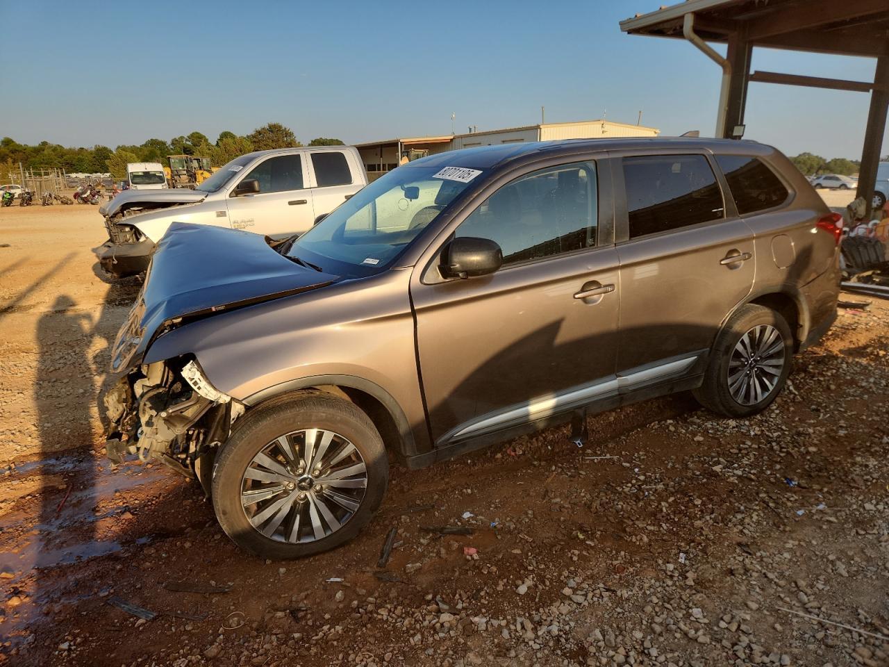 2019 MITSUBISHI outlander
