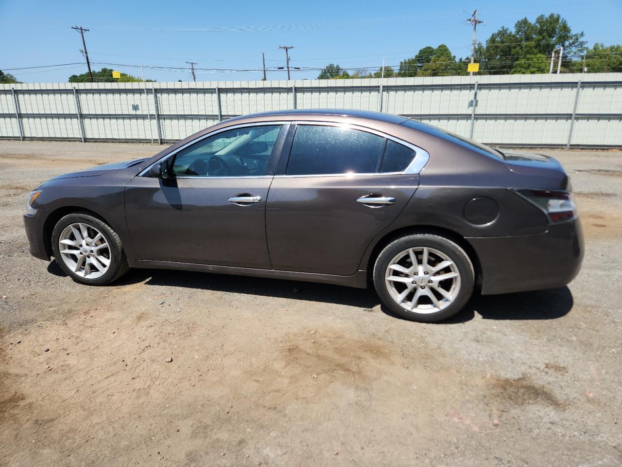 2014 NISSAN Maxima