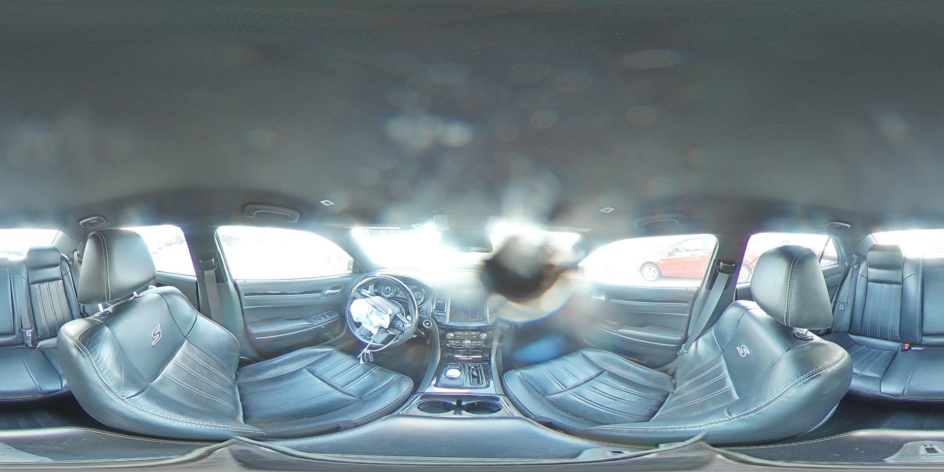 2019 CHRYSLER 300