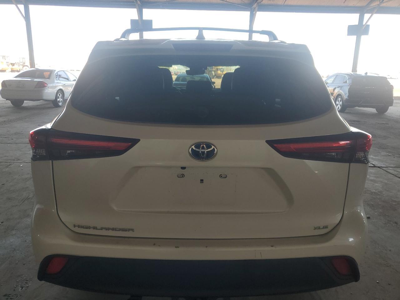2020 TOYOTA HIGHLANDER