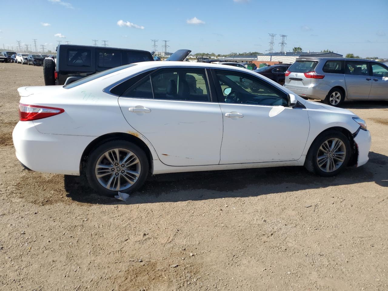2015 TOYOTA CAMRY