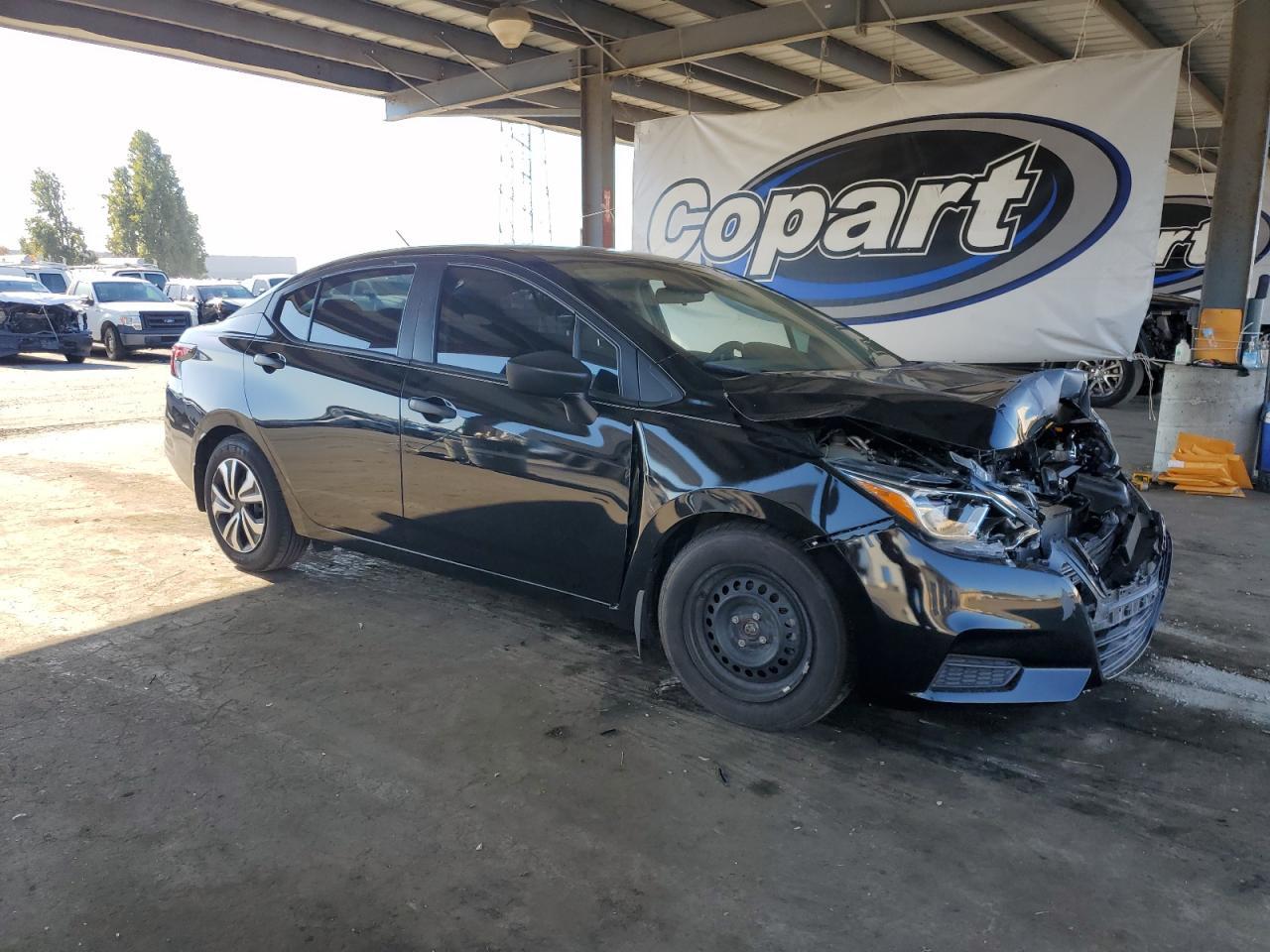 2020 NISSAN VERSA