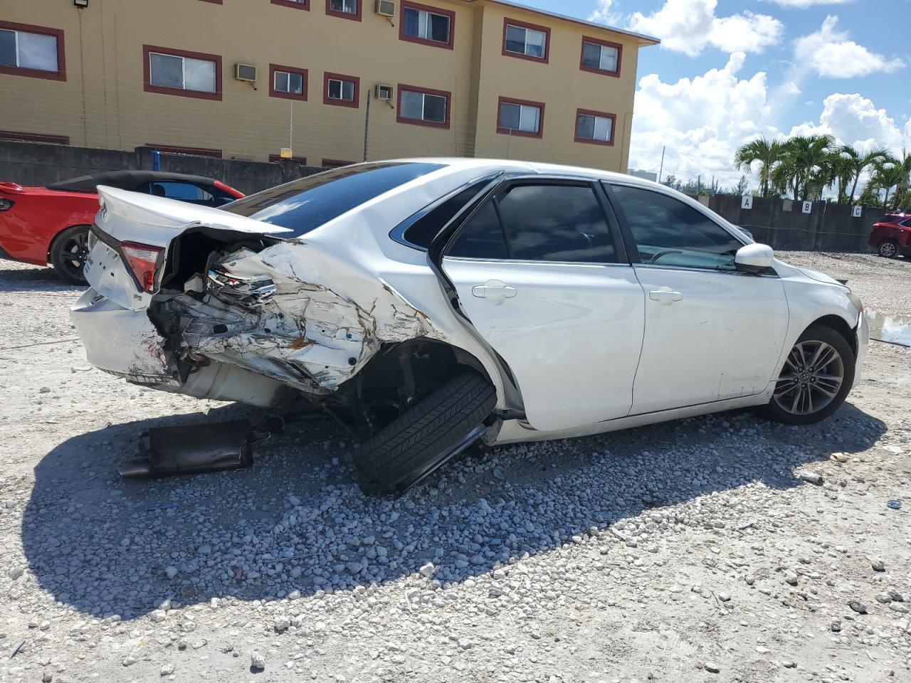2017 TOYOTA CAMRY