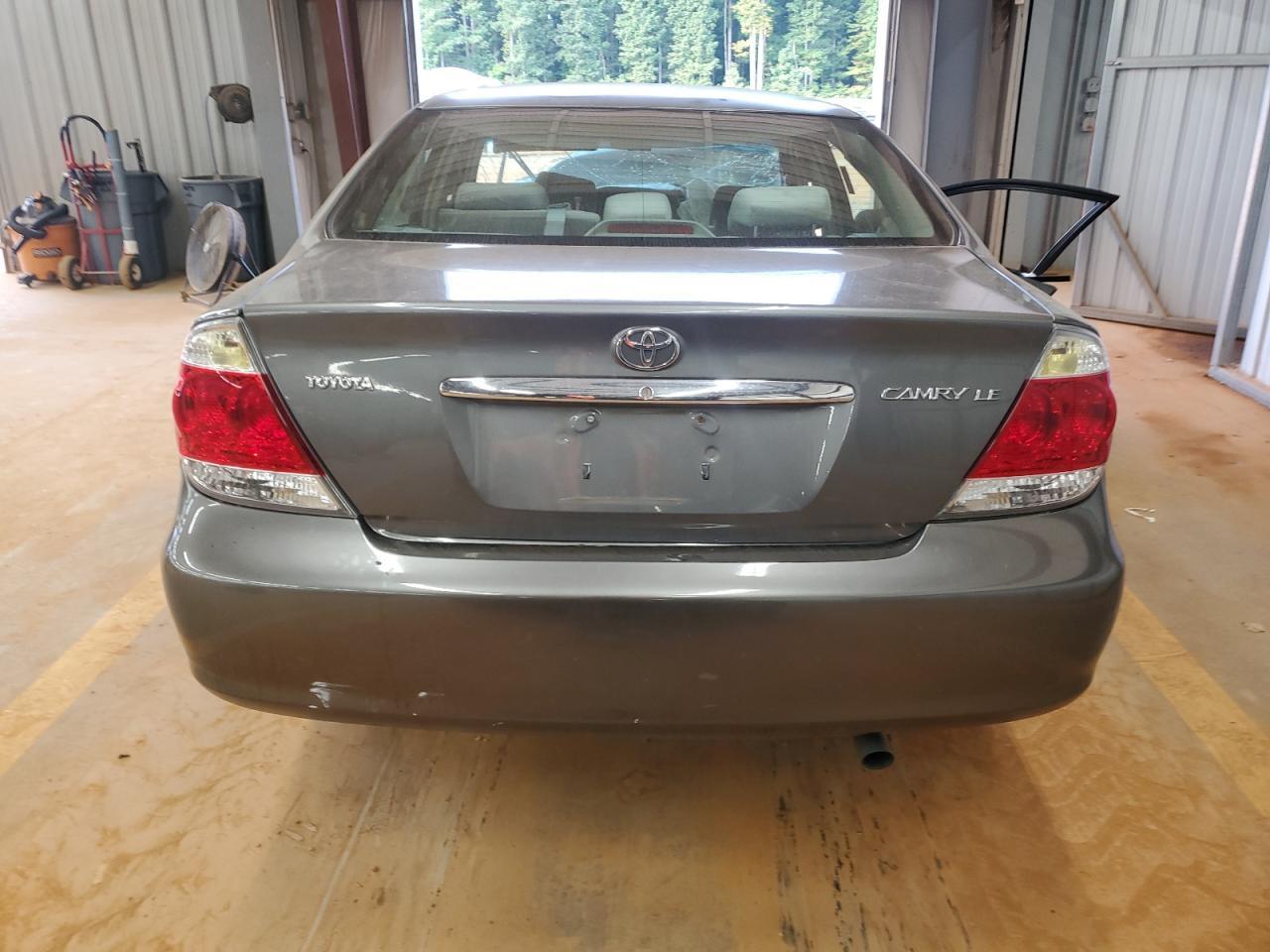 2005 TOYOTA CAMRY