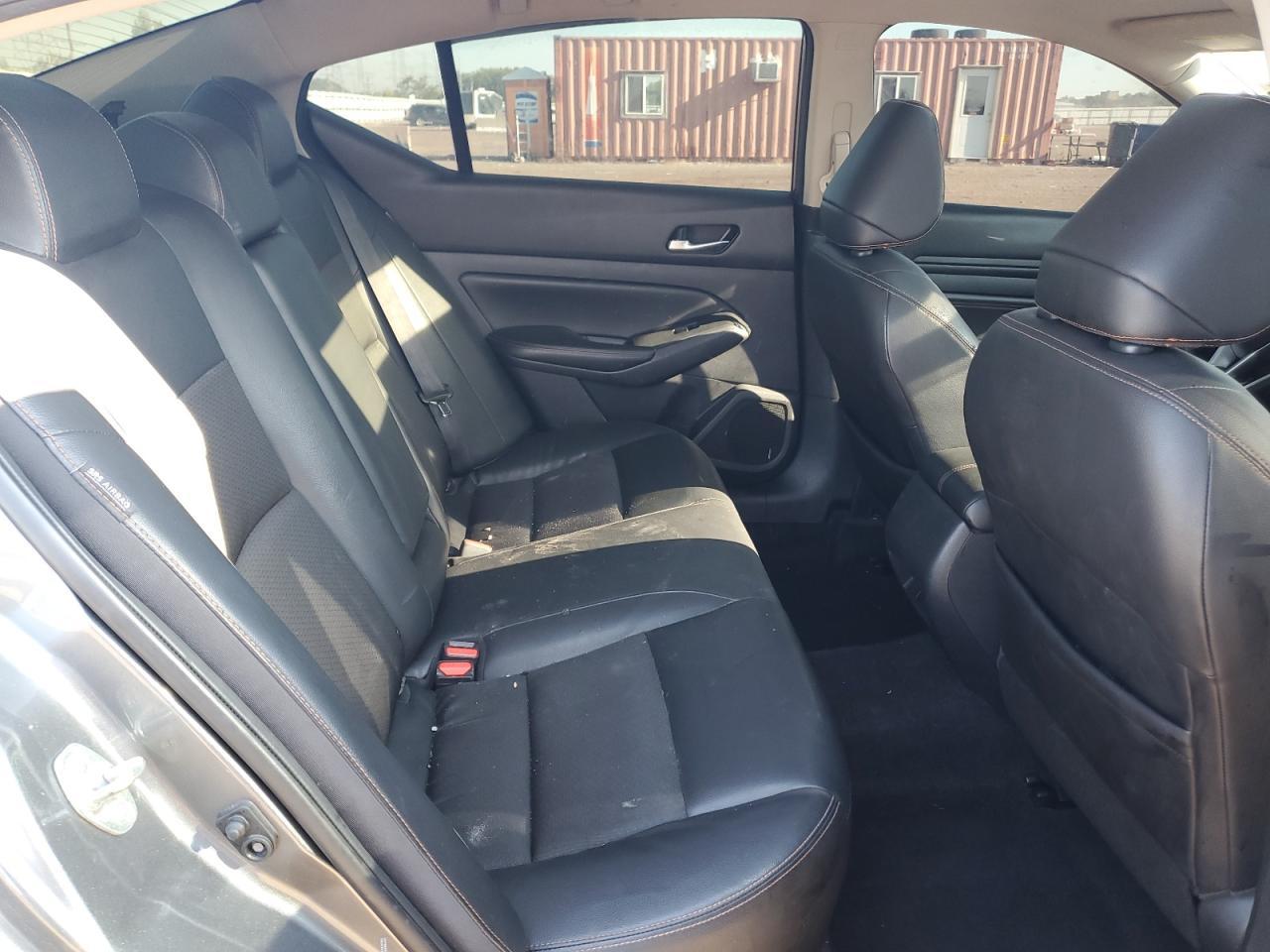 2019 NISSAN ALTIMA