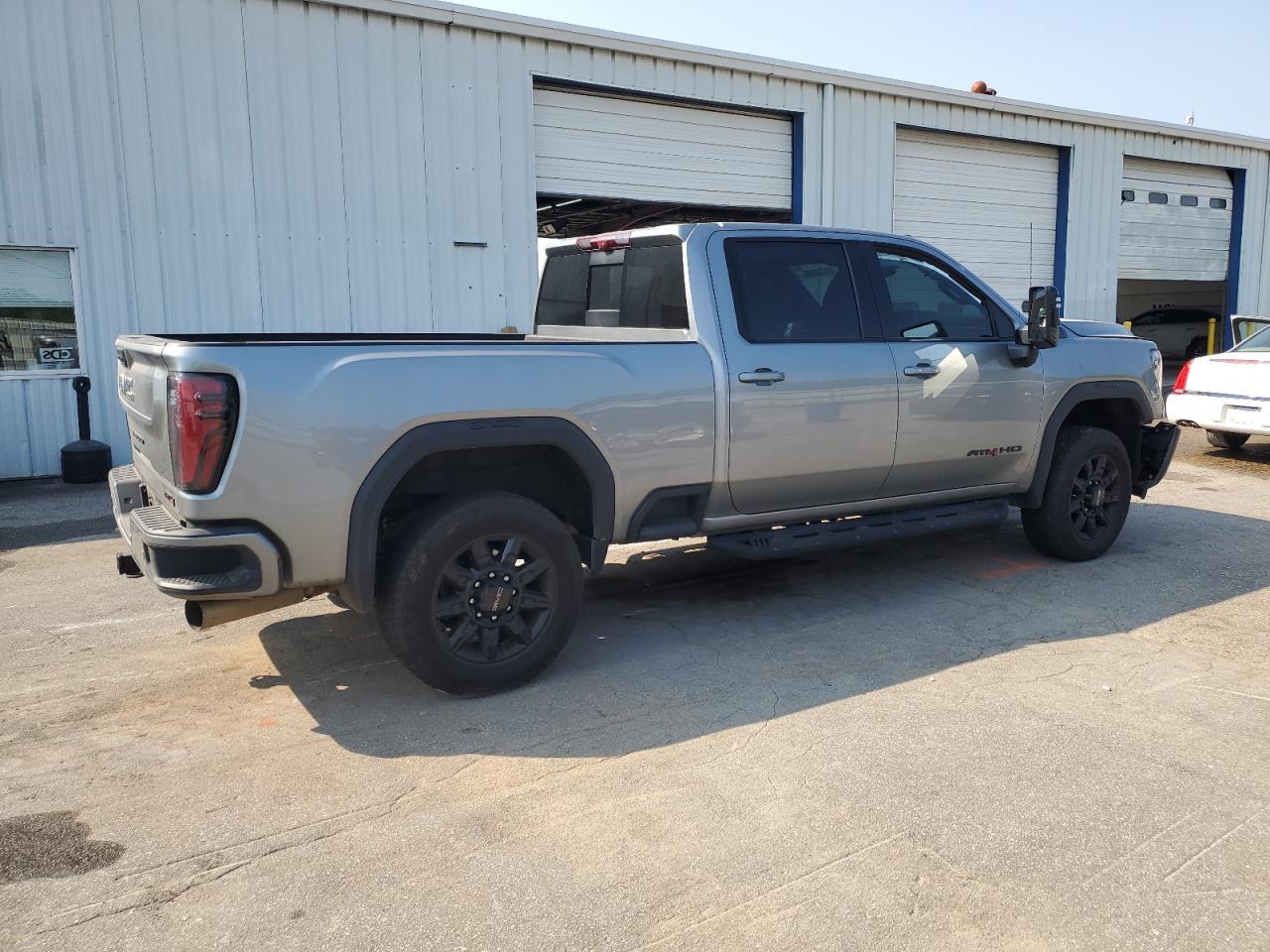 2024 GMC Sierra