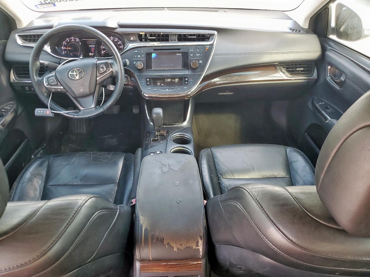 2013 TOYOTA Avalon
