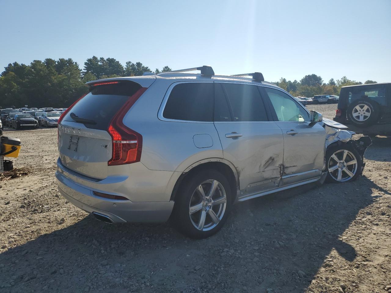 2021 VOLVO XC90