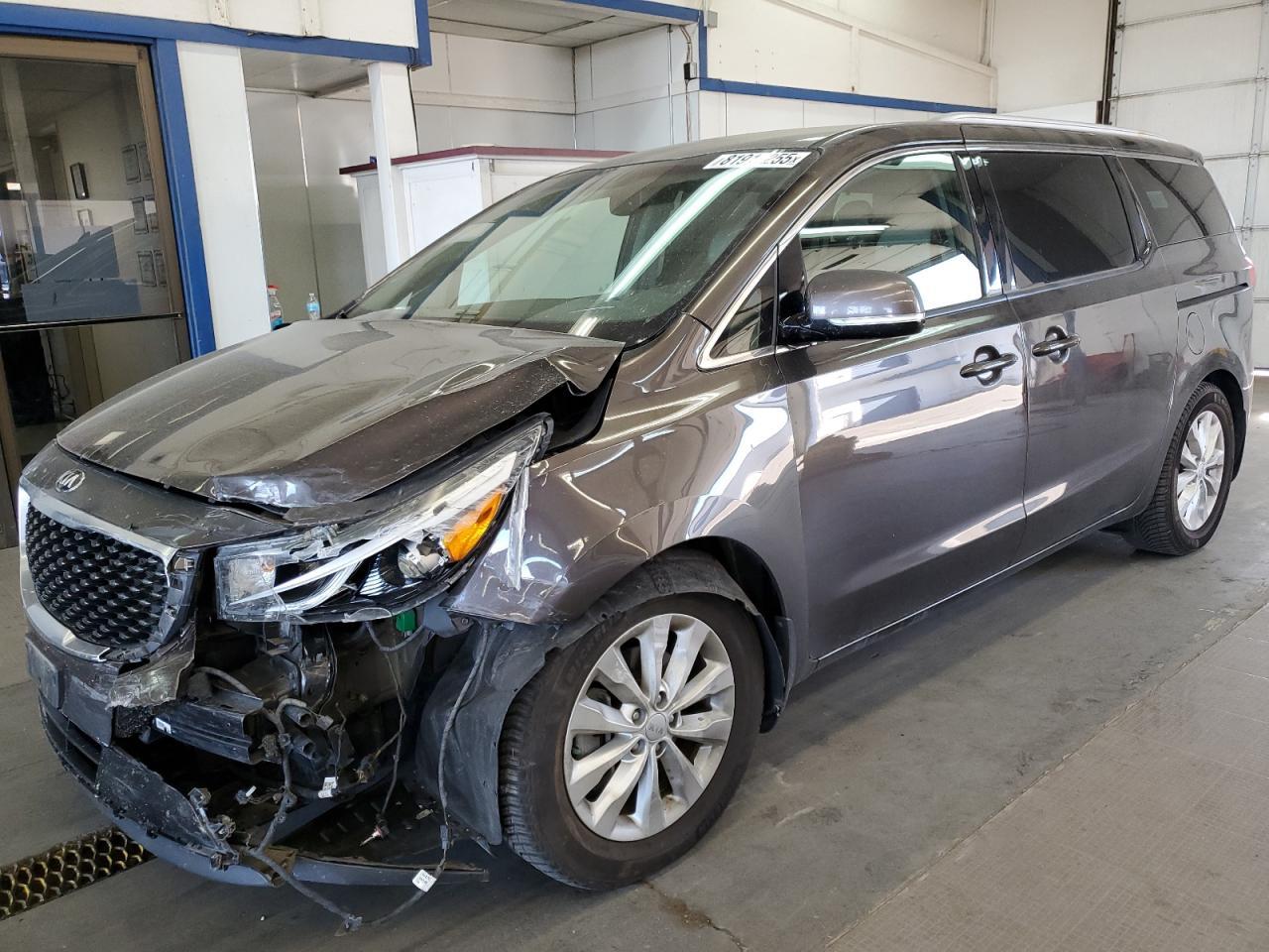 2017 KIA SEDONA