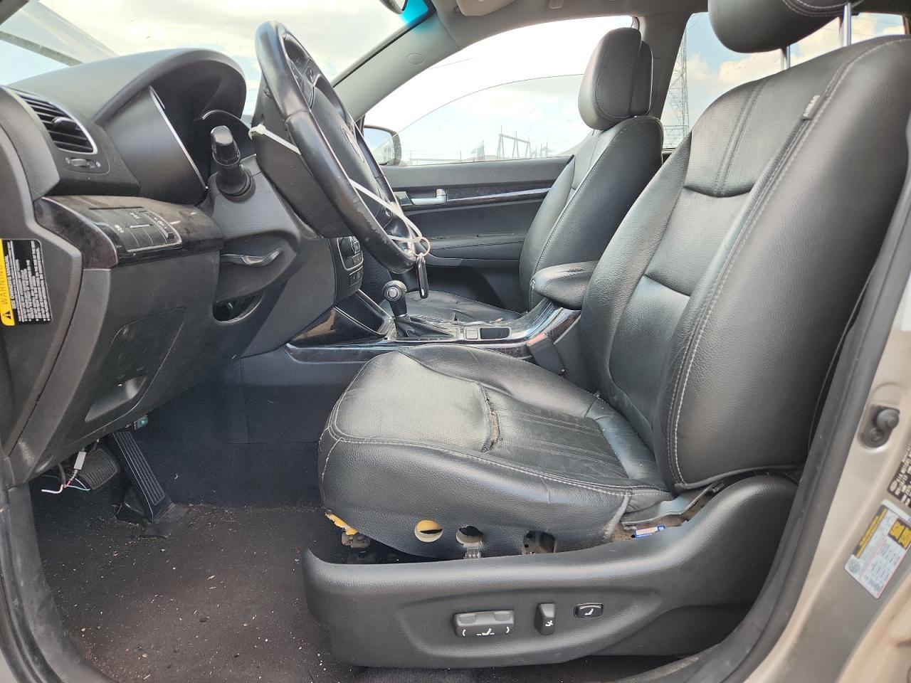 2014 KIA SORENTO
