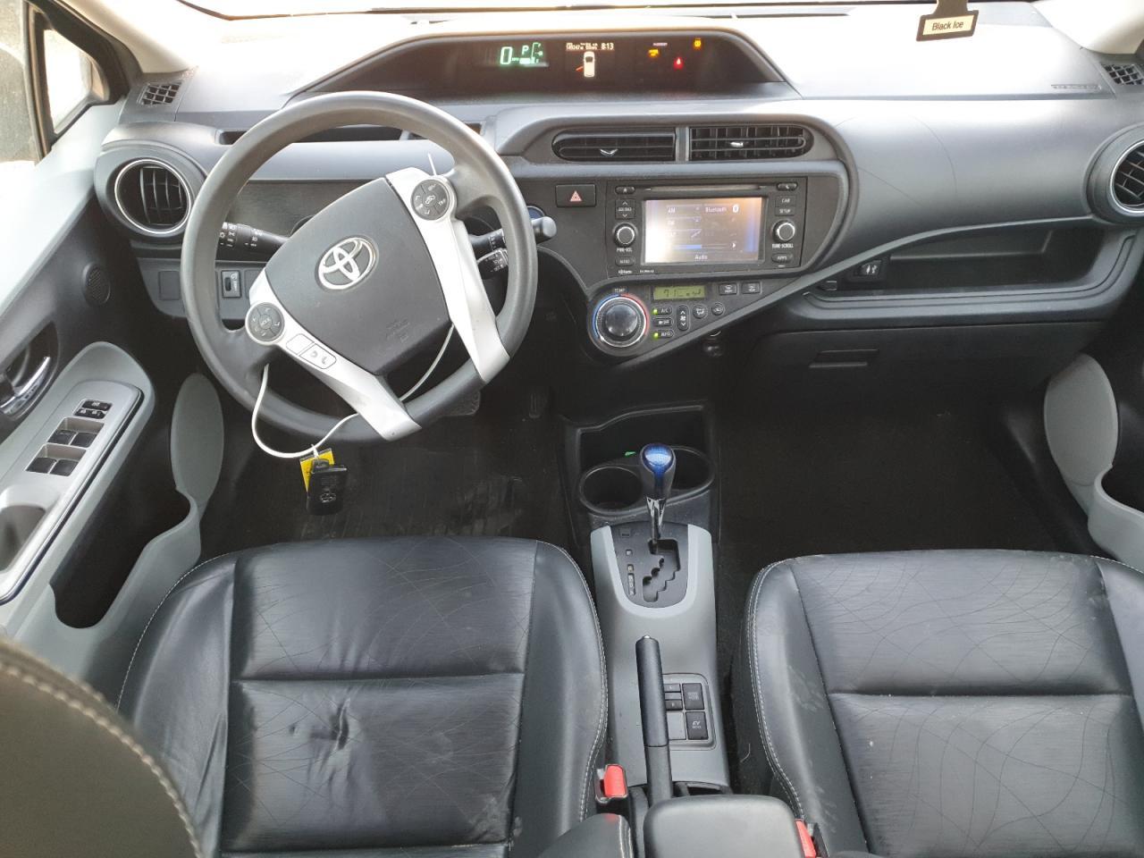 2012 TOYOTA Prius c