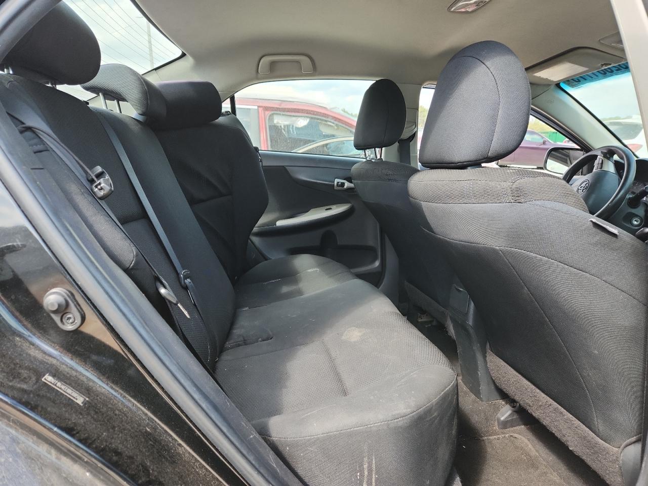 2011 TOYOTA COROLLA