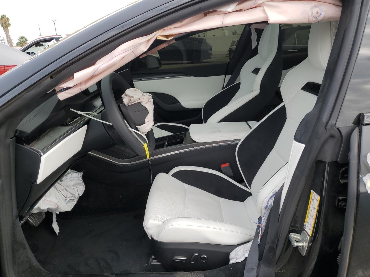 2024 TESLA MODEL S