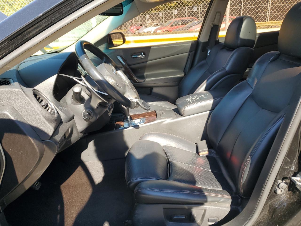 2011 NISSAN Maxima