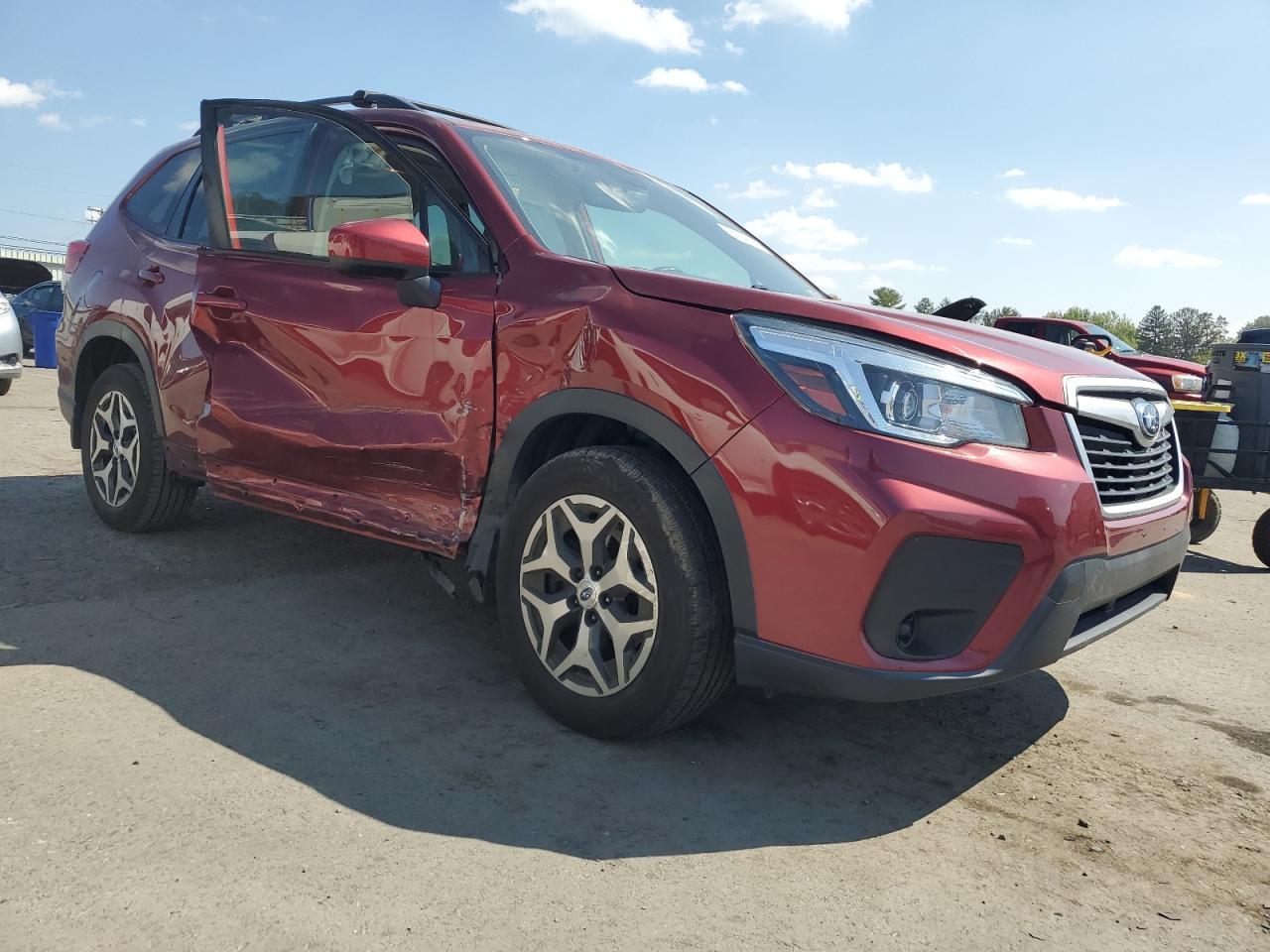 2019 SUBARU FORESTER
