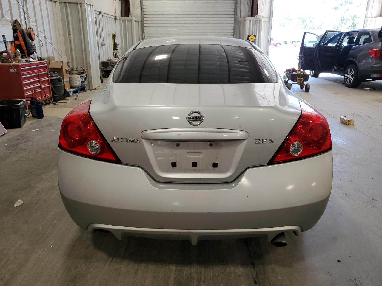 2011 NISSAN ALTIMA
