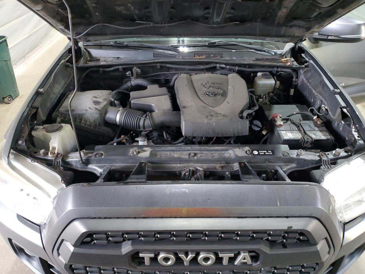 2016 TOYOTA TACOMA