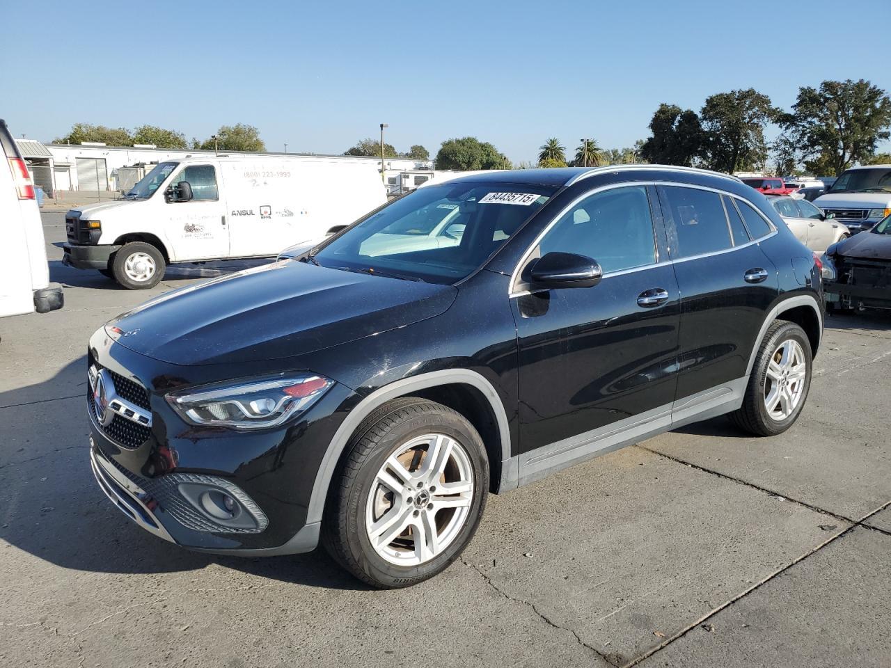 2021 MERCEDES-BENZ GLA-Class